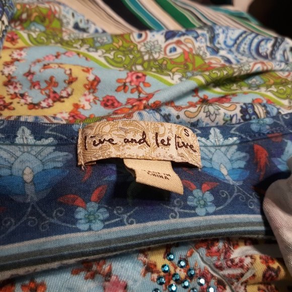 Live And Let Live Sublimation Shirt Small Embellished GUC - Picture 3 of 8